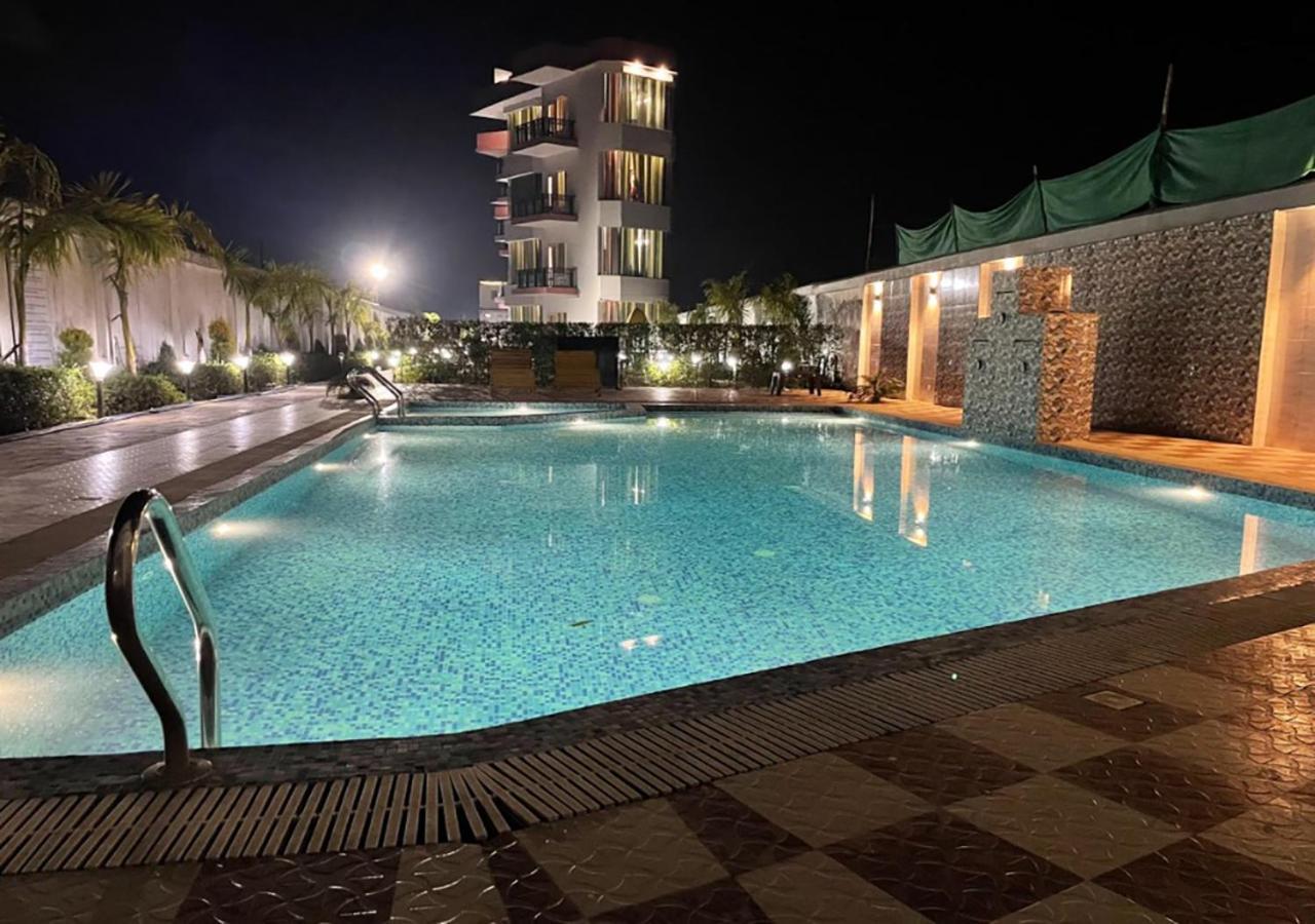 Sumedha G Village Resort And Spa Raiwala Eksteriør billede