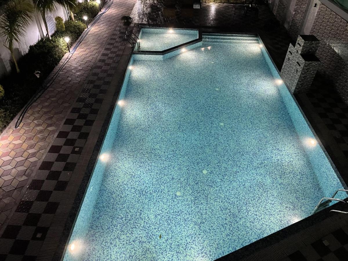 Sumedha G Village Resort And Spa Raiwala Eksteriør billede